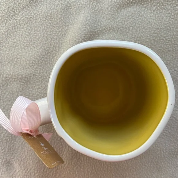 **SOLD***🚨Rae Dunn ❄️👸🏻”Beauty”Disney Mug, Double Sided Elsa,❄️👸🏻 - Picture 3 of 10